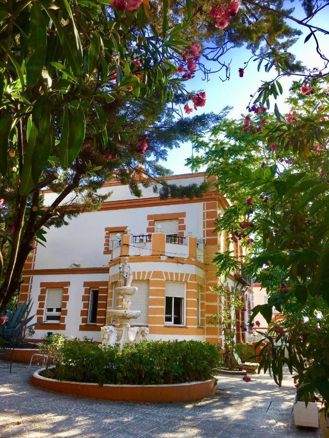 Hostal Olivos Μαδρίτη Εξωτερικό φωτογραφία